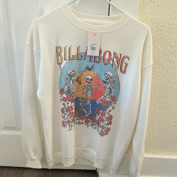 Billabong Sweaters - NWT White crewneck